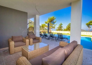 فيلا 5 + 1 في أوفاجيك فتحية