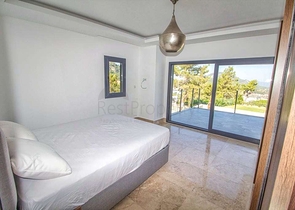 فيلا 5 + 1 في أوفاجيك فتحية