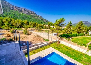 فيلا 5 + 1 في أوفاجيك فتحية