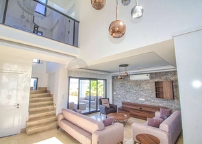 فيلا 5 + 1 في أوفاجيك فتحية