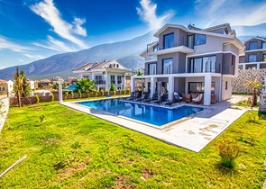 فيلا 5 + 1 في أوفاجيك فتحية