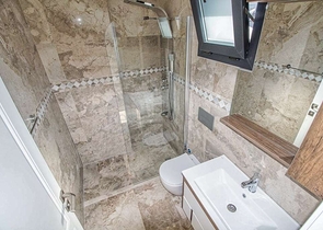 فيلا 5 + 1 في أوفاجيك فتحية