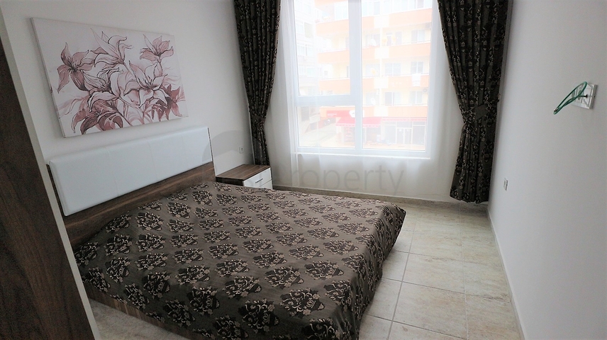 قريبة من البحر والخدمات -شقة جديدة 1+1 - في مهوتلار/ الانيا 