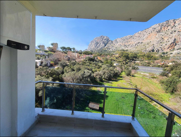 شقة 2 + 1 في مجمع في هورما كونيالتي