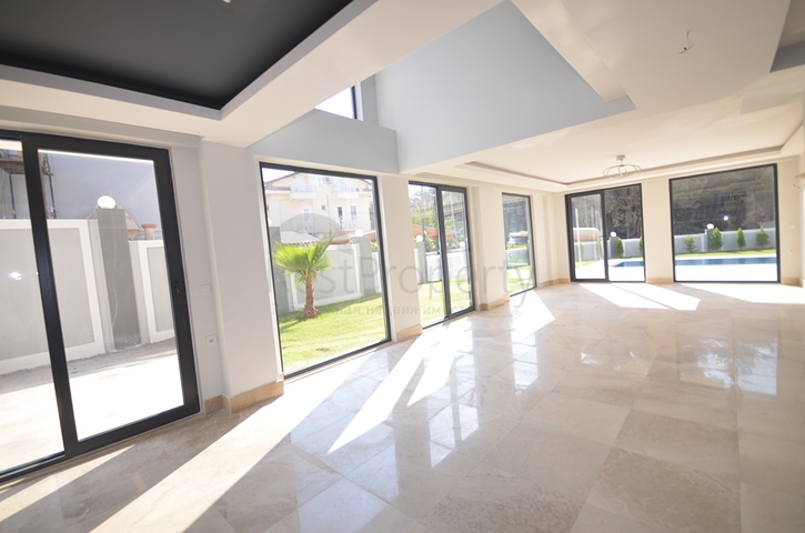 فيلا من 5 غرف نوم في هيسارونو فتحية