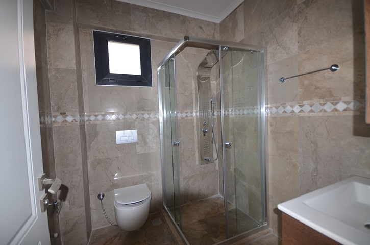 فيلا من 5 غرف نوم في هيسارونو فتحية