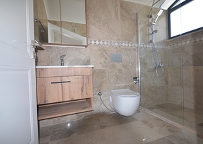 فيلا من 5 غرف نوم في هيسارونو فتحية