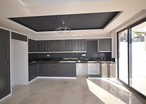 فيلا من 5 غرف نوم في هيسارونو فتحية