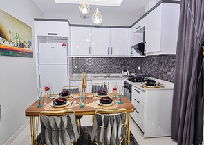 دوبلكس ارضية -ضمن مجمع حديث وانيق - تصميم 1+2- في كارجي جاك / الانيا 