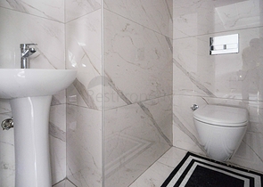 دوبلكس ارضية -ضمن مجمع حديث وانيق - تصميم 1+2- في كارجي جاك / الانيا 