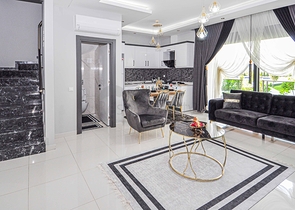 دوبلكس ارضية -ضمن مجمع حديث وانيق - تصميم 1+2- في كارجي جاك / الانيا 