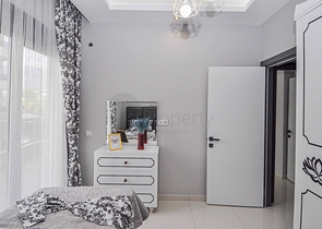 دوبلكس ارضية -ضمن مجمع حديث وانيق - تصميم 1+2- في كارجي جاك / الانيا 