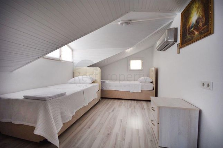 فيلا فسيحة 6 + 1 مع مسبح خاص في فتحية