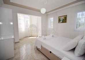 فيلا فسيحة 6 + 1 مع مسبح خاص في فتحية