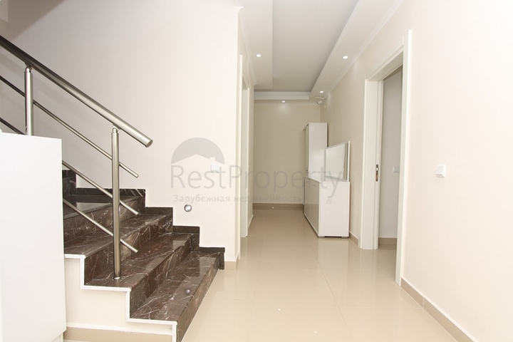 دوبلكس ارضية -تصميم 1+3 - في كاسنل / الانيا 