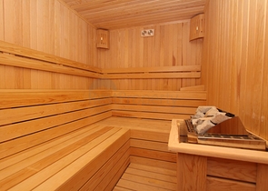 دوبلكس ارضية -تصميم 1+3 - في كاسنل / الانيا 