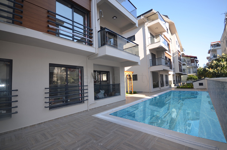 شقة 2 + 1 في مجمع بالقرب من وسط المدينة