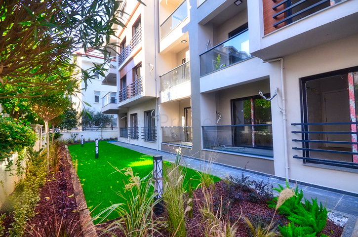 شقة 2 + 1 في مجمع بالقرب من وسط المدينة