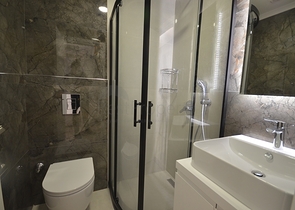 شقة 2 + 1 في مجمع بالقرب من وسط المدينة