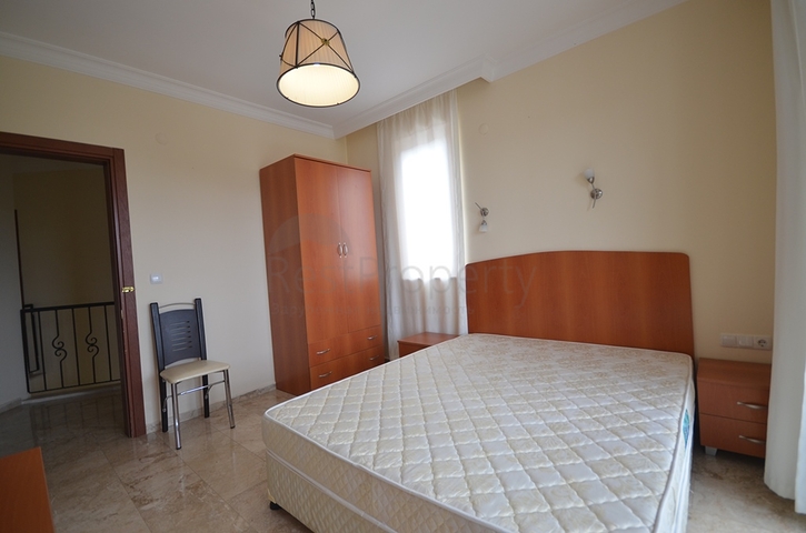 فيلا مكونة من 4 غرف نوم في أوفاجيك فتحية