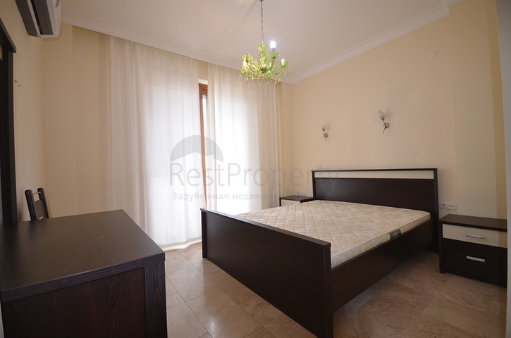 فيلا مكونة من 4 غرف نوم في أوفاجيك فتحية