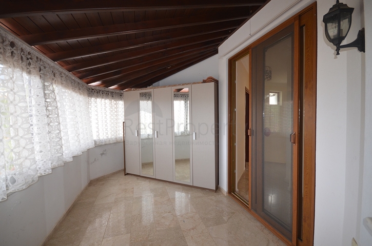 فيلا مكونة من 4 غرف نوم في أوفاجيك فتحية