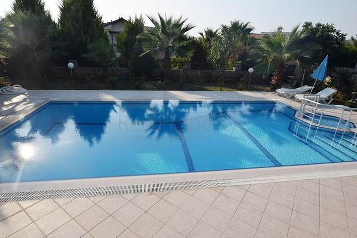 فيلا مكونة من 4 غرف نوم في أوفاجيك فتحية