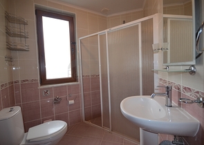 فيلا مكونة من 4 غرف نوم في أوفاجيك فتحية