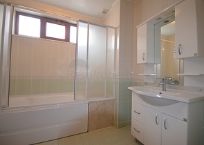 فيلا مكونة من 4 غرف نوم في أوفاجيك فتحية