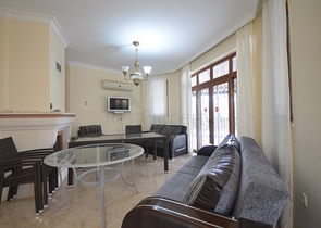 فيلا مكونة من 4 غرف نوم في أوفاجيك فتحية