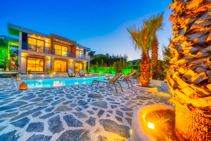 فيلا فاخرة مع 3 غرف نوم في Ovacik