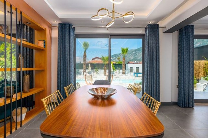 فيلا فاخرة مع 3 غرف نوم في Ovacik