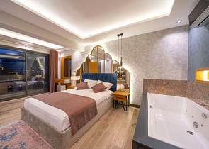 فيلا فاخرة مع 3 غرف نوم في Ovacik