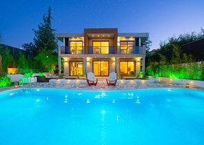 فيلا فاخرة مع 3 غرف نوم في Ovacik