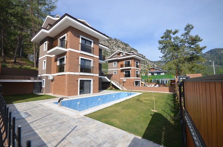 فيلا منفصلة مع 4 غرف نوم في Gecek