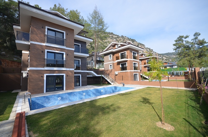 فيلا منفصلة مع 4 غرف نوم في Gecek