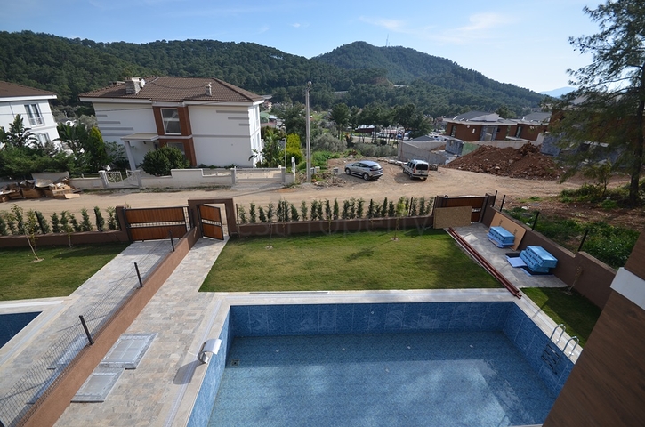 فيلا منفصلة مع 4 غرف نوم في Gecek