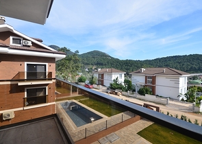 فيلا منفصلة مع 4 غرف نوم في Gecek