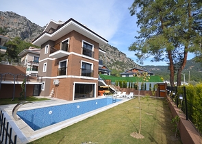 فيلا منفصلة مع 4 غرف نوم في Gecek