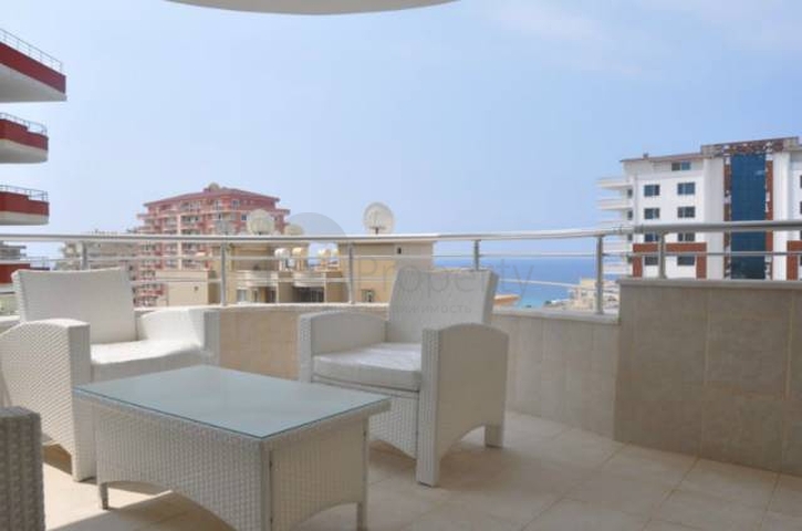 شقة من المالك مباشرة للبيع في ماهموت لار 