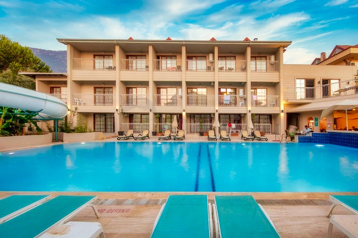 شقة بغرفة نوم واحدة في مجمع جديد في وسط Ovacik