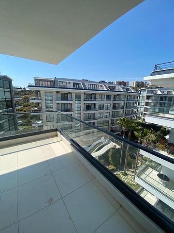 استمتع بخدمات فندقية - شقة تصميم 1+1 - مفروشة -سعر مناسب وموقع مميز -في كاستل / الانيا 