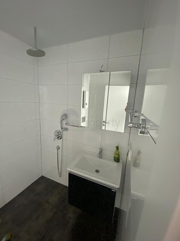 استمتع بخدمات فندقية - شقة تصميم 1+1 - مفروشة -سعر مناسب وموقع مميز -في كاستل / الانيا 