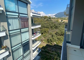 استمتع بخدمات فندقية - شقة تصميم 1+1 - مفروشة -سعر مناسب وموقع مميز -في كاستل / الانيا 