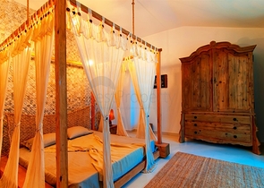 استمتع بخدمات فندقية - شقة تصميم 1+1 - مفروشة -سعر مناسب وموقع مميز -في كاستل / الانيا 