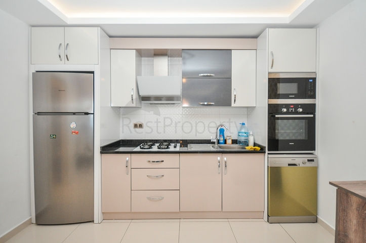 مجمع فاخر - شقة غرفة وصالة - في مهموتلار / الانيا 