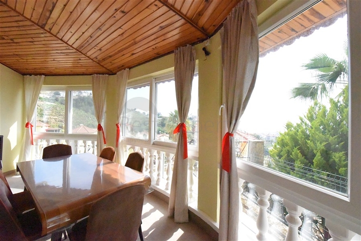 فيلا مستقلة مع مسبح خاص - تصميم 2+3 - في كارجي جاك / الانيا 