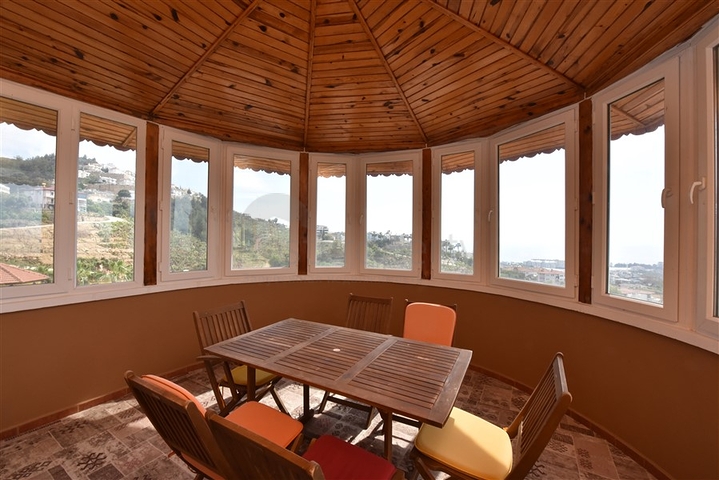 فيلا مستقلة مع مسبح خاص - تصميم 2+3 - في كارجي جاك / الانيا 