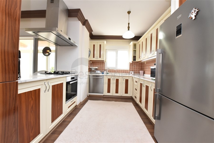 فيلا مستقلة مع مسبح خاص - تصميم 2+3 - في كارجي جاك / الانيا 