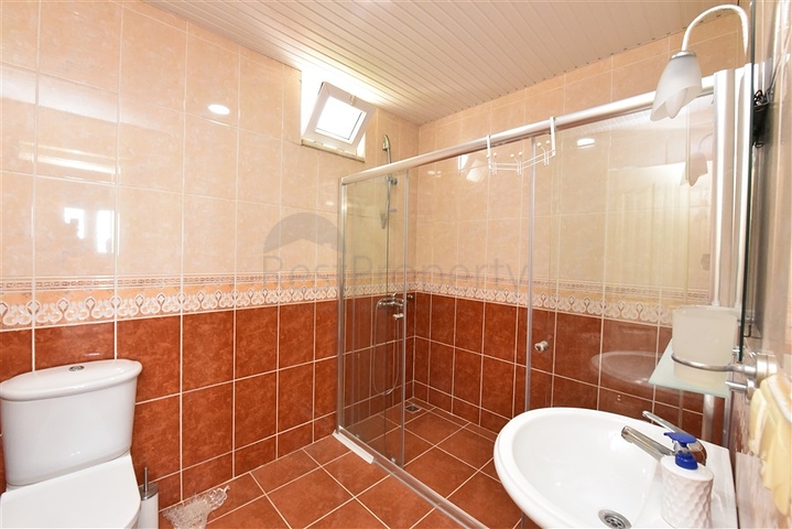 فيلا مستقلة مع مسبح خاص - تصميم 2+3 - في كارجي جاك / الانيا 